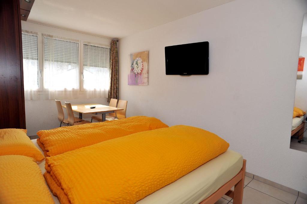 Niros Bed & Breakfast Birsfelden Room photo
