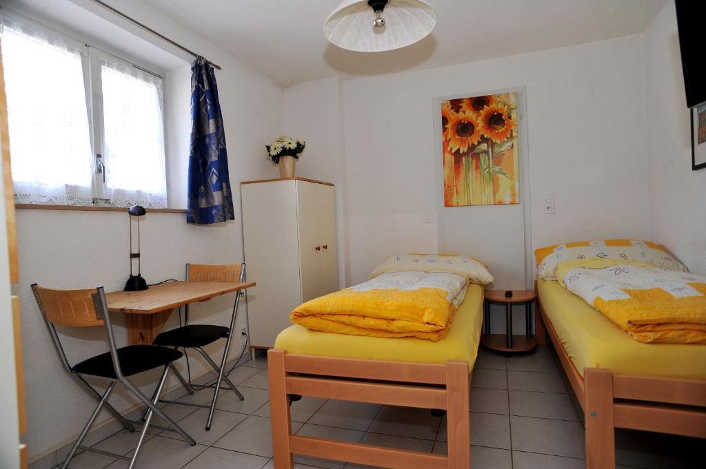 Niros Bed & Breakfast Birsfelden Exterior photo